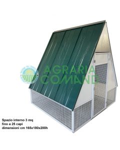 gallinero metálico con superficie útil de 3 m2.