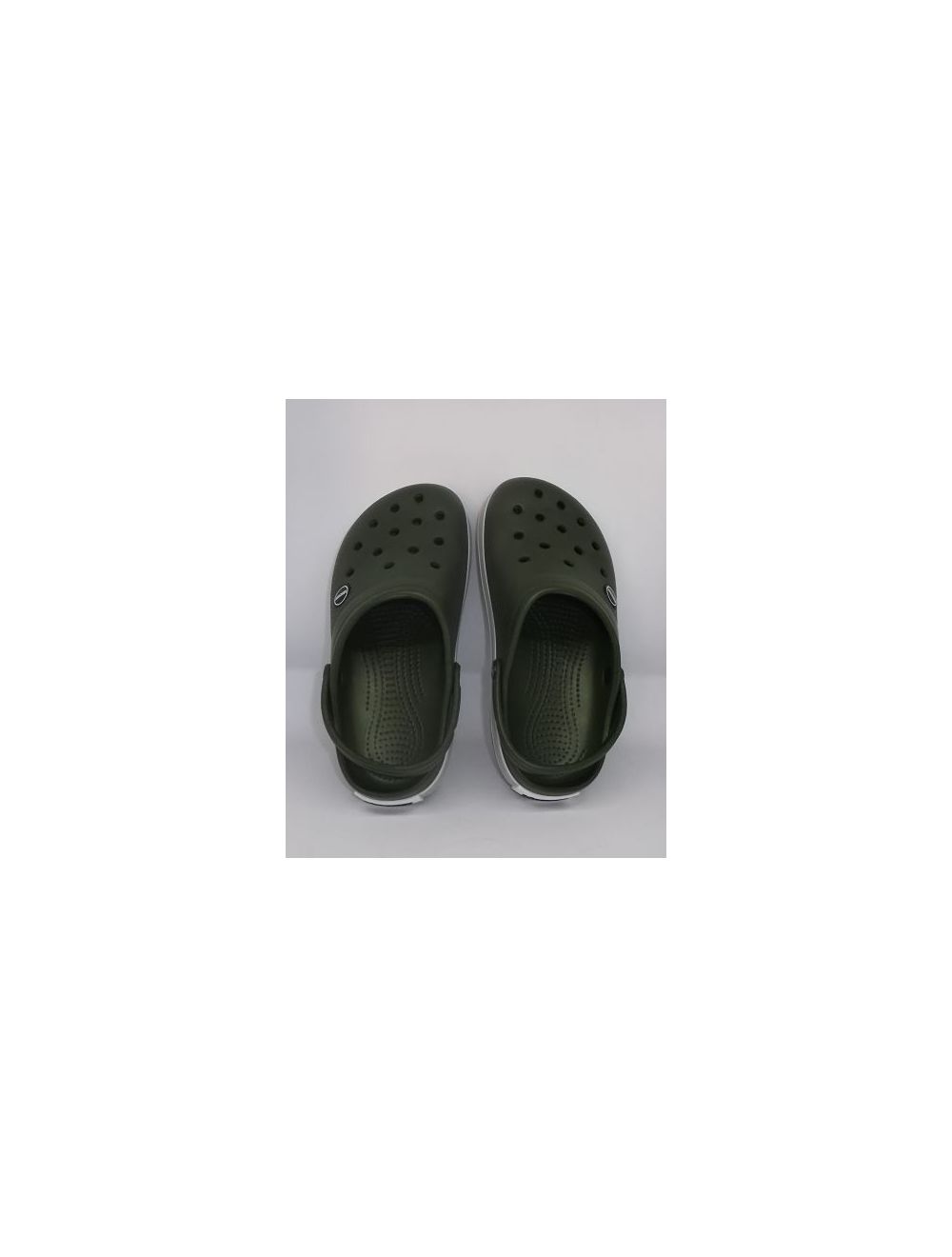 Zuecos verde oliva
